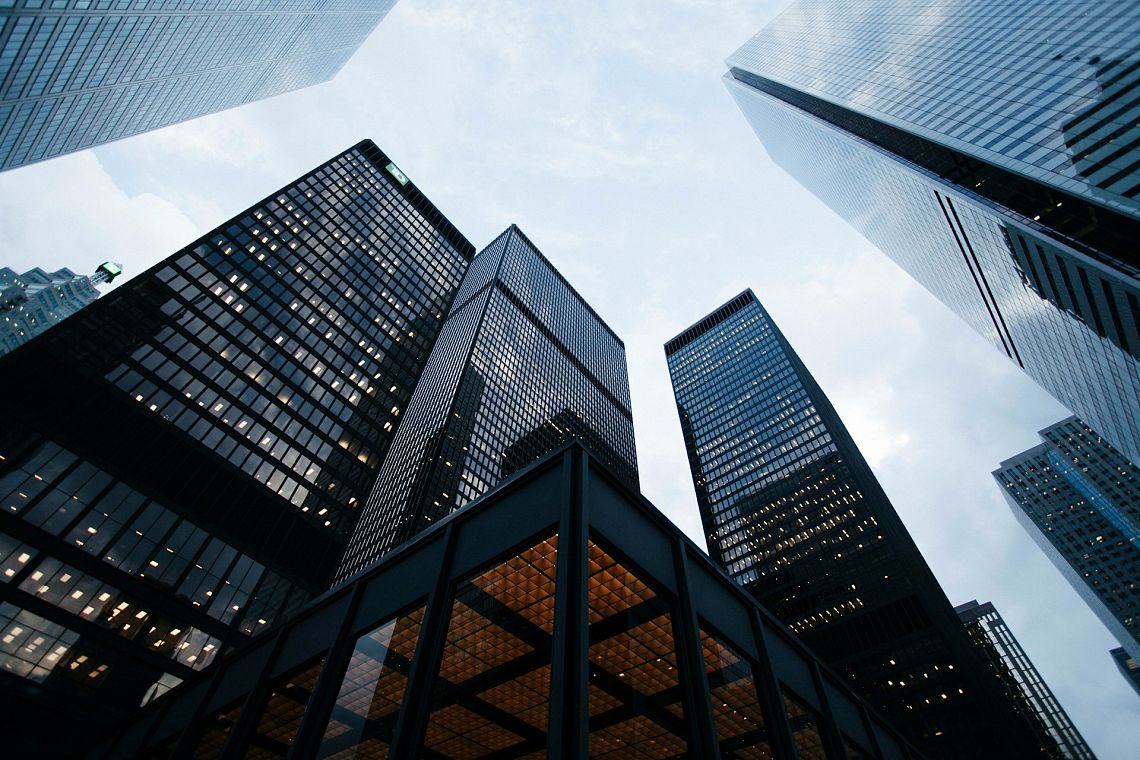 Criminalità finanziaria: serve conformità normativa e avanzamento tecnologico