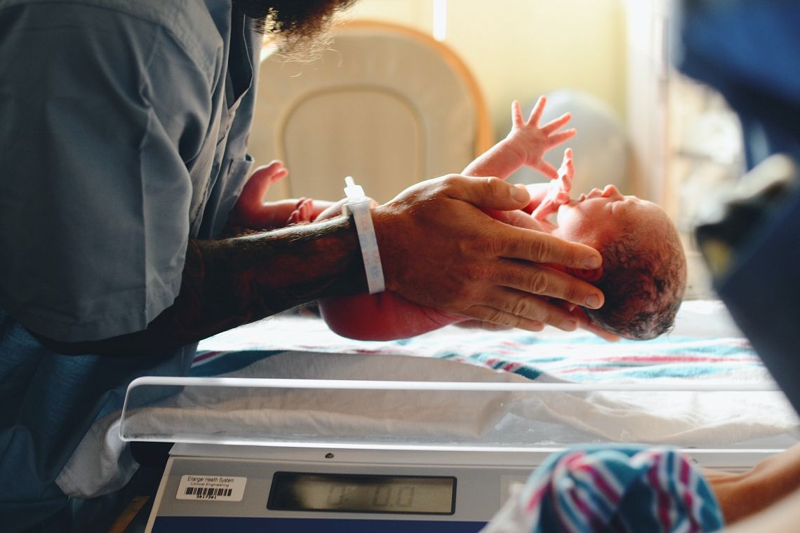 Come si sconfigge l’inverno demografico? Ce lo dice l’Istat