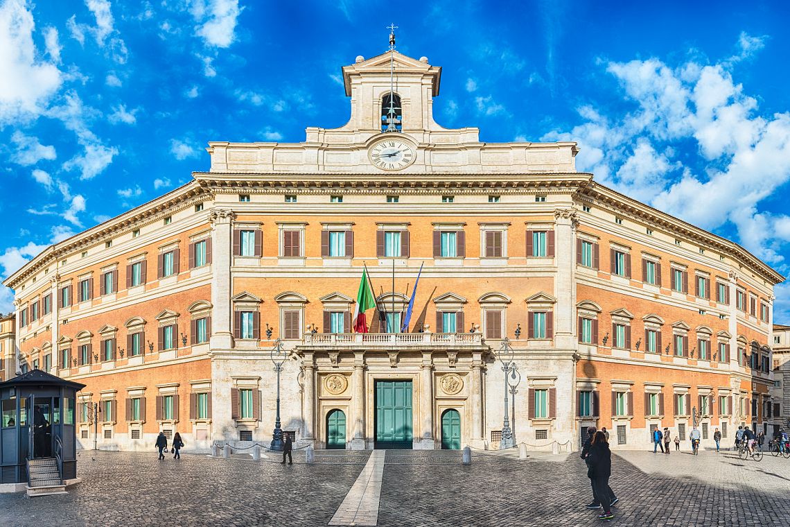 Mutilazioni genitali femminili: vietare soltanto non basta, serve approccio integrato