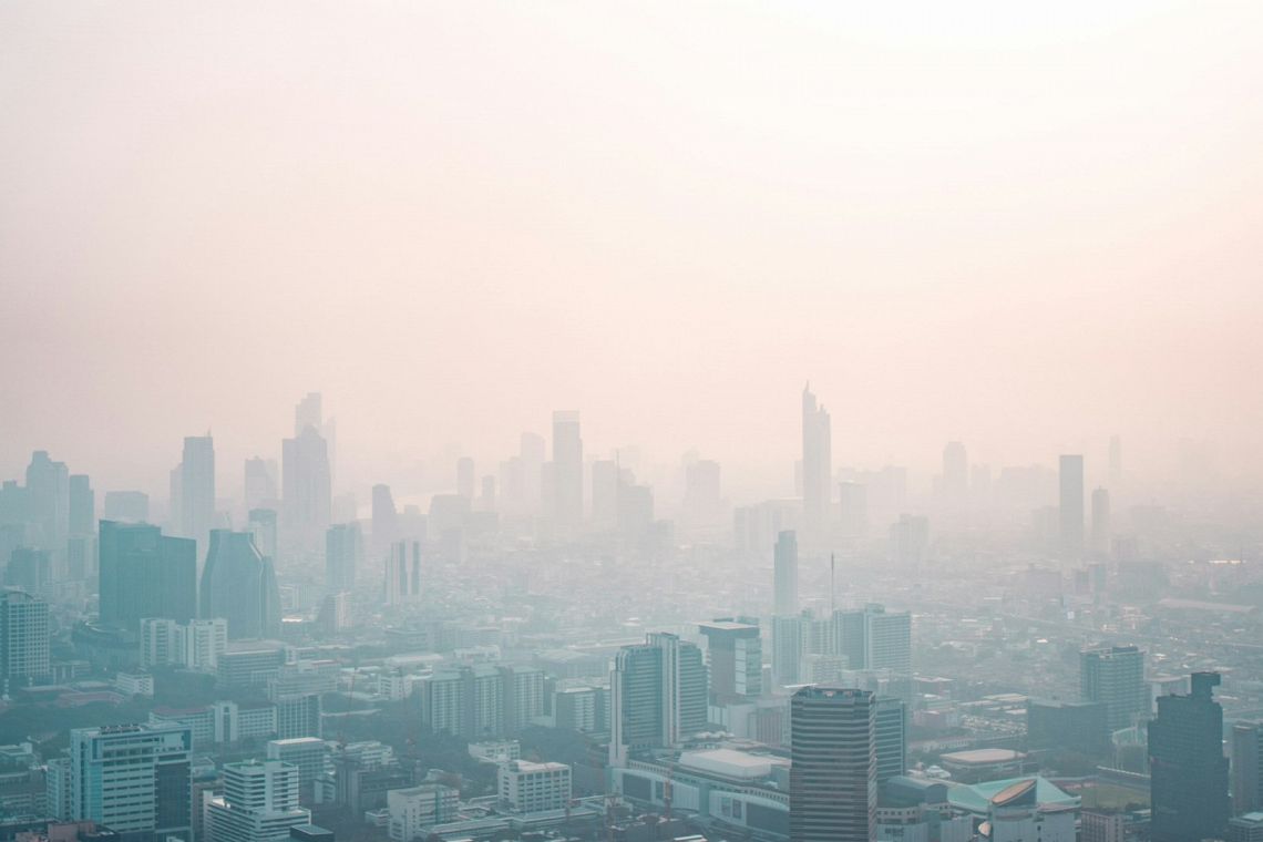 Il “mattone” alla prova del clima: come cambierà il valore delle città