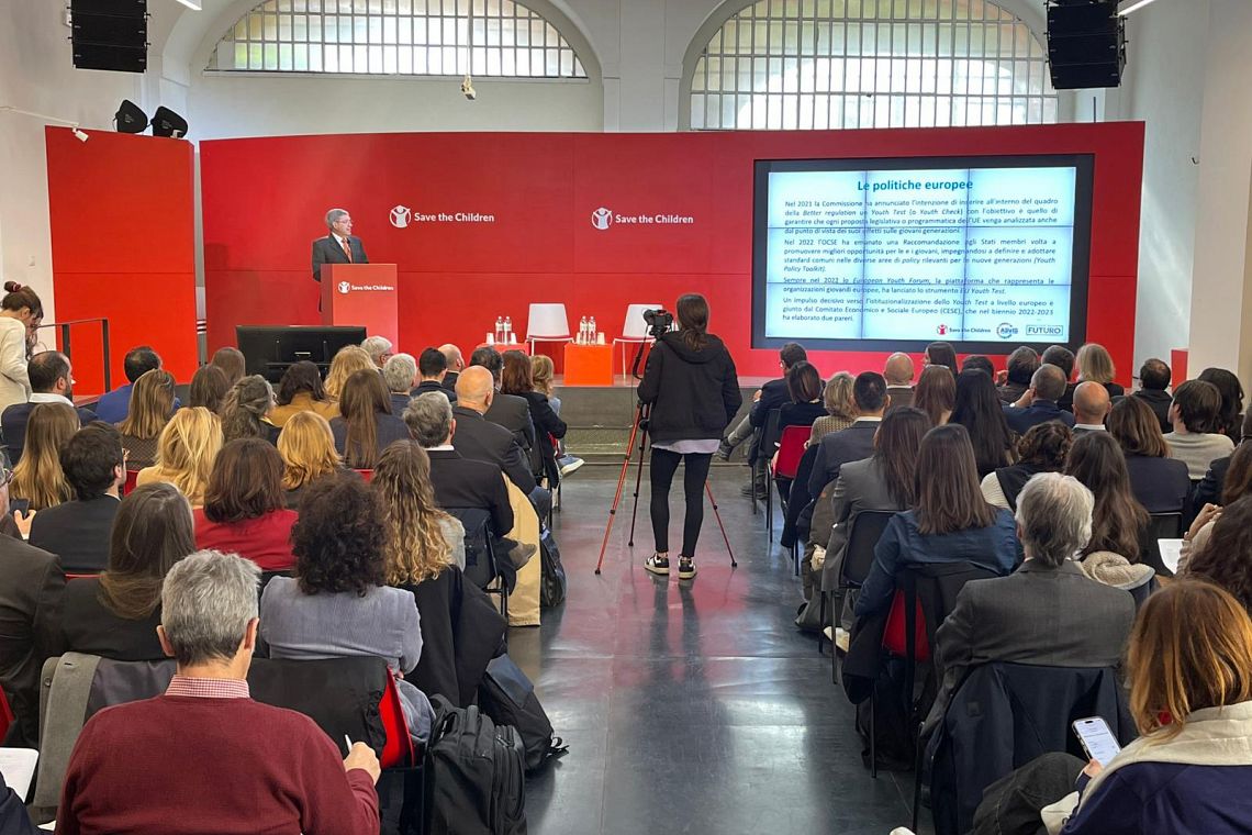 Evento ASviS-Save The Children: “Il muro davanti ai giovani va smontato mattone per mattone”