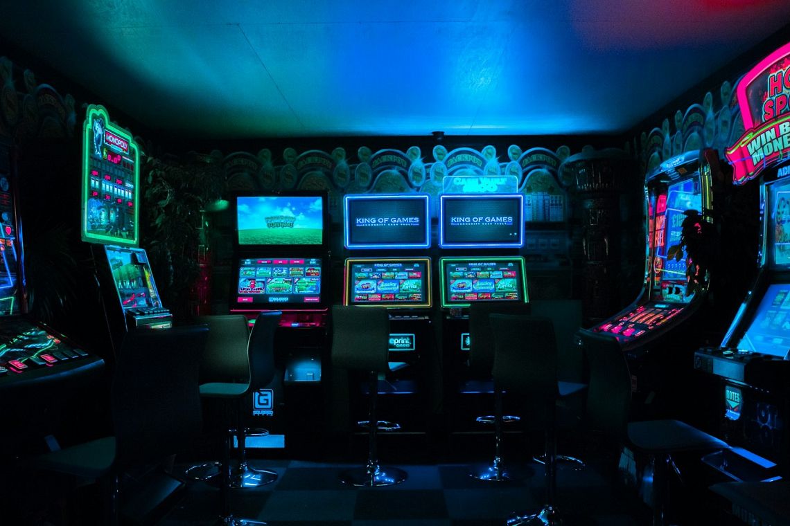 Realtà virtuale, intelligenza artificiale, eSport: le nuove frontiere del gioco d’azzardo 