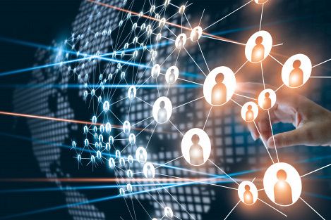 Facebook non è la fine della storia