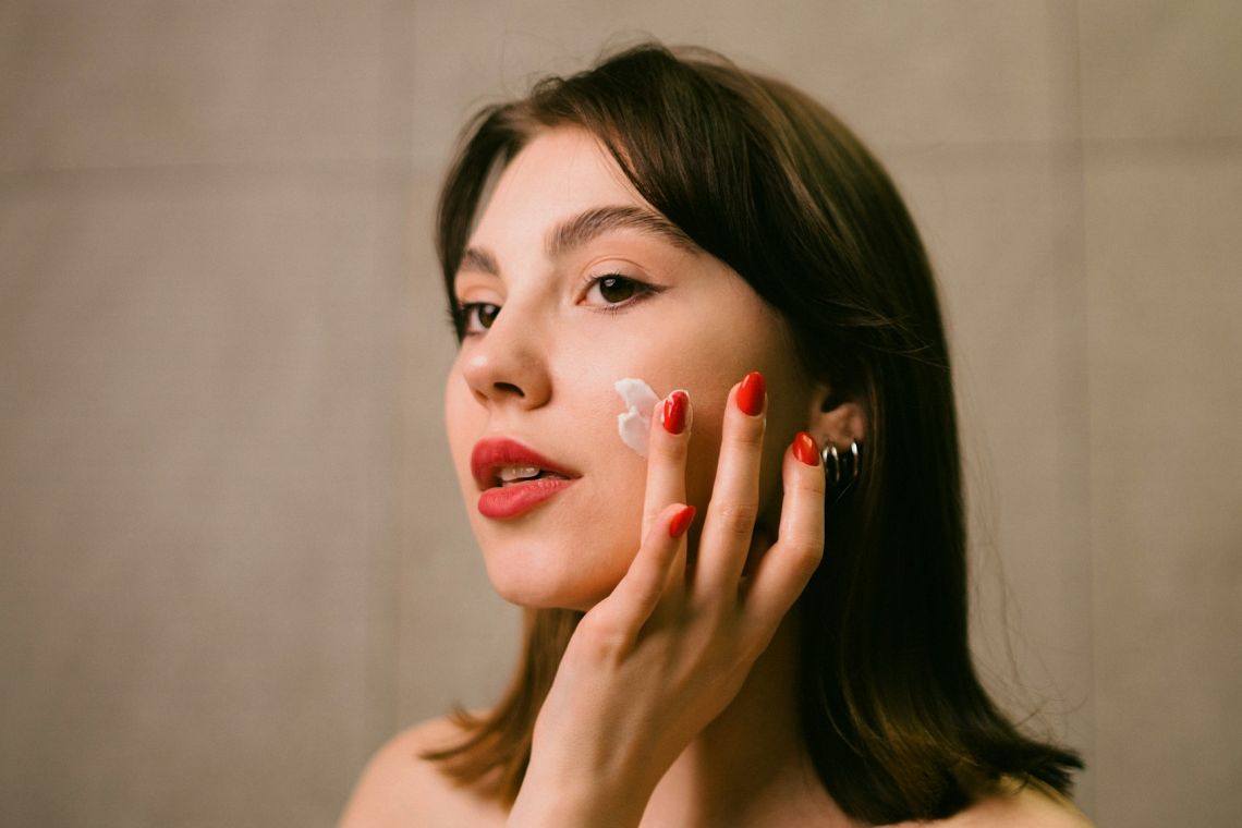 La crescita inarrestabile della beauty economy, tra cura di sé e ricerca di un corpo perfetto