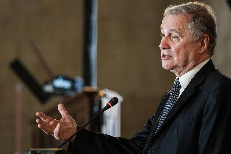 Ignazio Visco: Italia a rischio crollo demografico nel 2050. Agire ora per evitare “conseguenze gravi” 