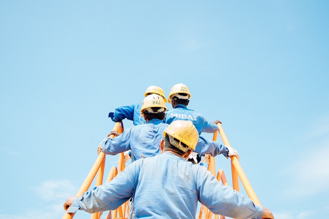 Lavoro dignitoso e crescita economica binomio vincente, ma va superato il trade-off
