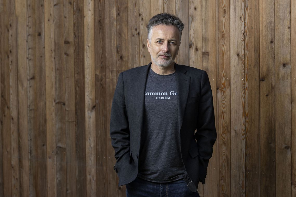 Minerali critici, battaglie climatiche e George Clooney: un’intervista a Owen Gaffney