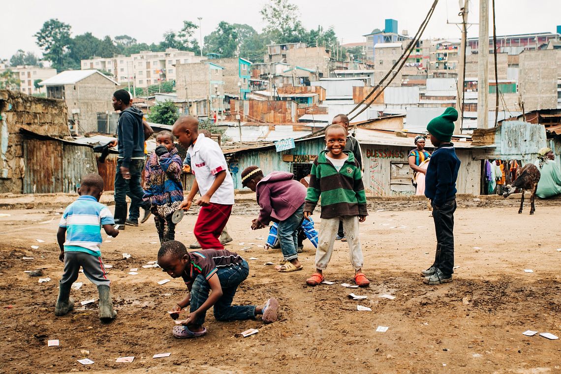 La povertà estrema nel mondo diminuisce ma ancora non riusciamo a conoscere a fondo il fenomeno
